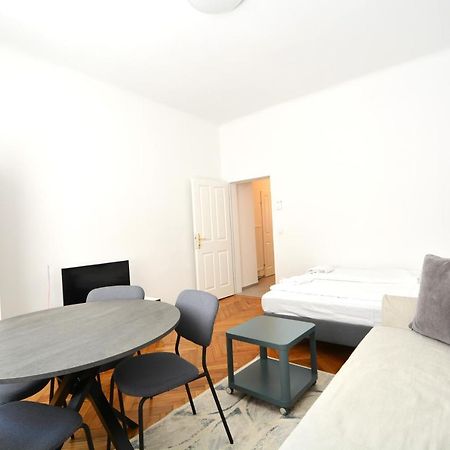 Universum Apartment 4 Vienna Luaran gambar